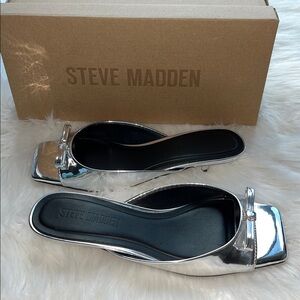 🆕 Women's Meme Bow Detailed Kitten-Heel Sandals Silver Size 6